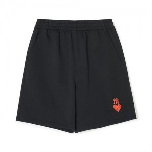 MLB Women`s Heart Graphic 6.5in Shorts Bottoms Black | Australia_MLB32918