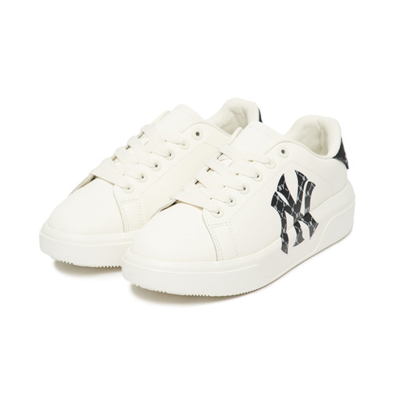 MLB Classic Heel Monogram New York Yankees Chunky Jogger White | Australia_MLB68311