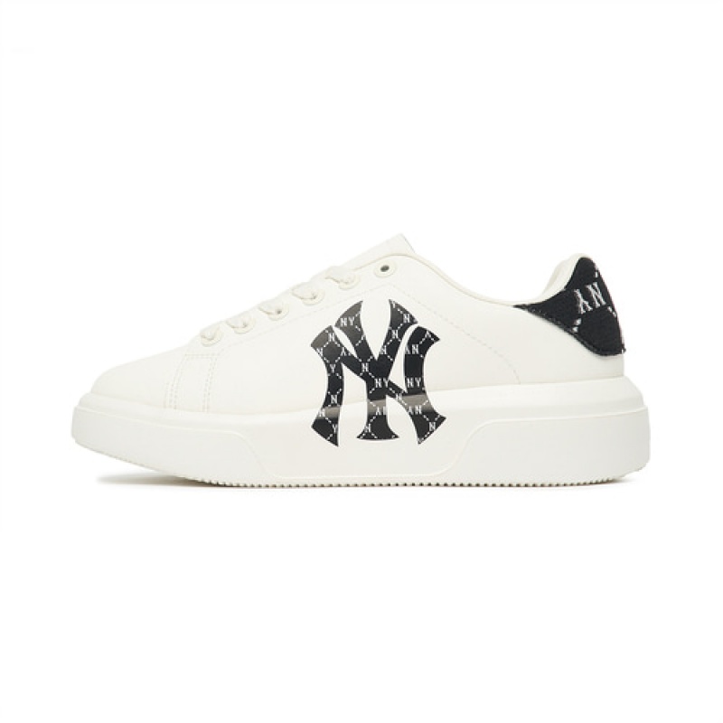 MLB Classic Heel Monogram New York Yankees Chunky Jogger White | Australia_MLB68311