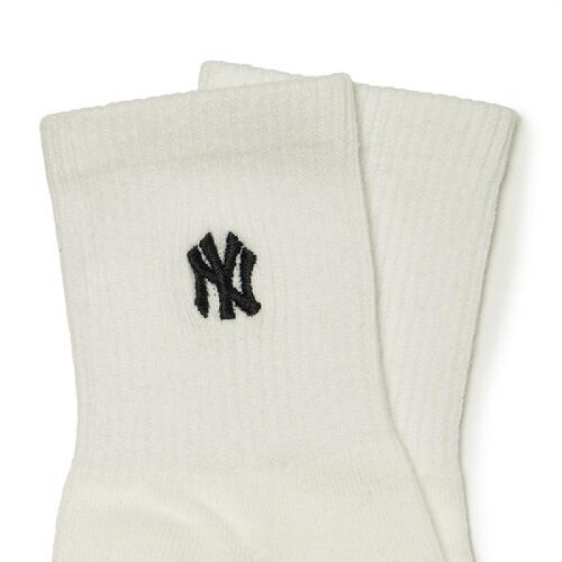 MLB Small Logo 3ea Socks Accessories Beige | Australia_MLB26449