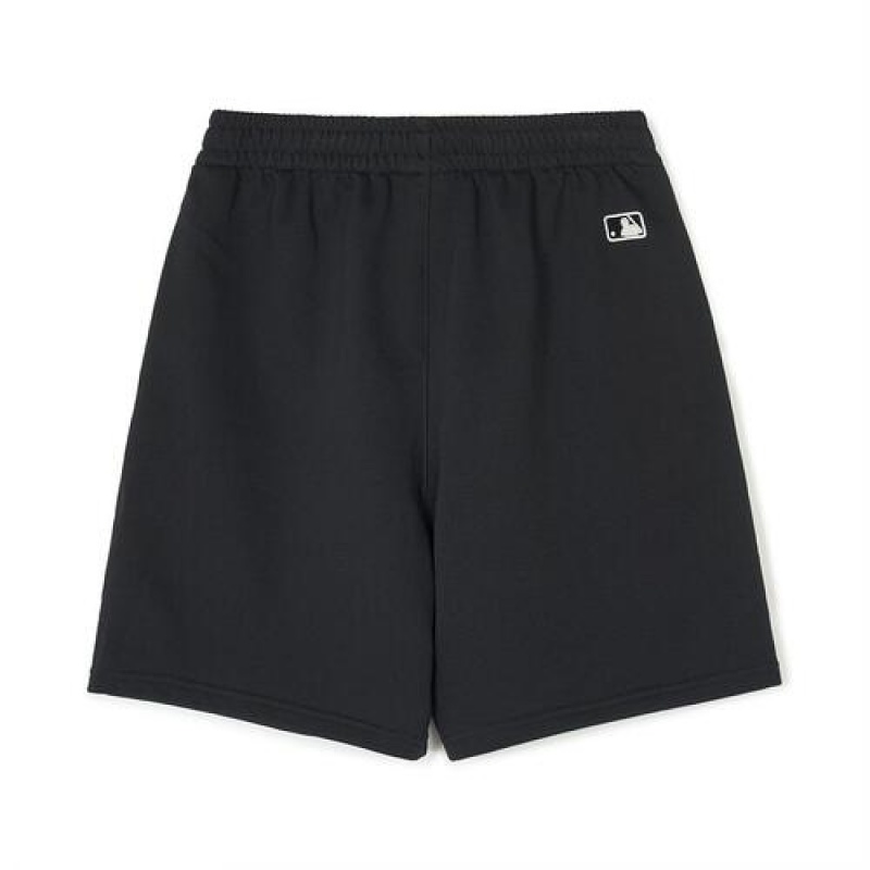 MLB Women`s Heart Graphic 6.5in Shorts Bottoms Black | Australia_MLB32918